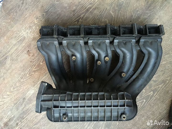 Коллектор впускной Mercedes W211 A61209037