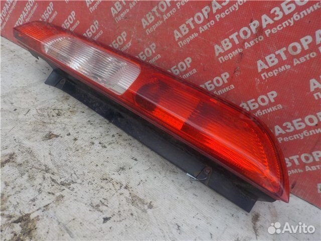 Фонарь задний правый Ford Focus 2 hxda 2005-2008