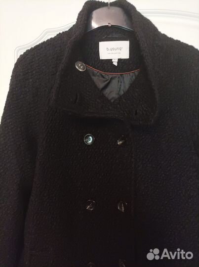 Демисезонное пальто новое