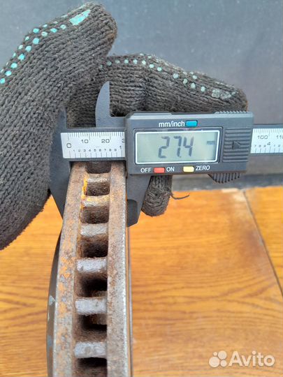 Диск тормозной передний Toyota RAV4 30