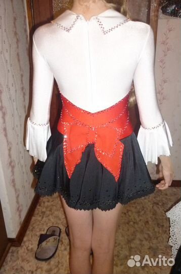 Костюм для фигурного катания