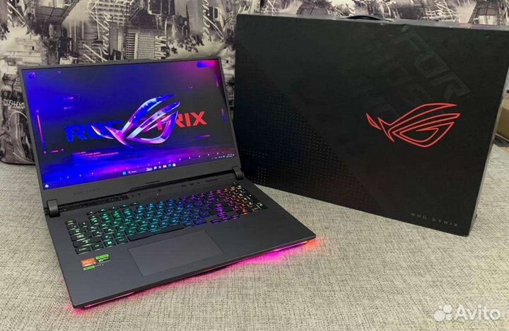 Asus ROG Strix G17 RTX 4070 Ryzen 9 7845HX 2.5K