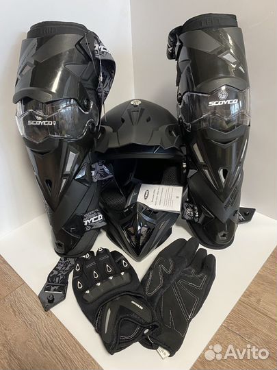 Шлем кроссовый набором новое