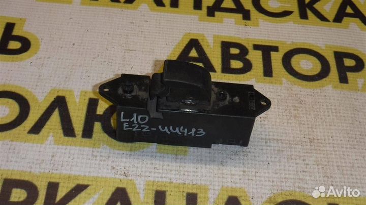 Кнопка стеклоподъемника Mitsubishi Lancer 9 (CS)