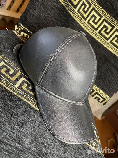 Мужская кожаная кепка зимняя