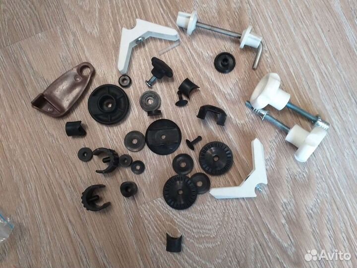 Запчасти для колясок, кроваток