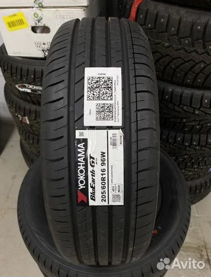 Yokohama BluEarth-GT AE-51 205/60 R16