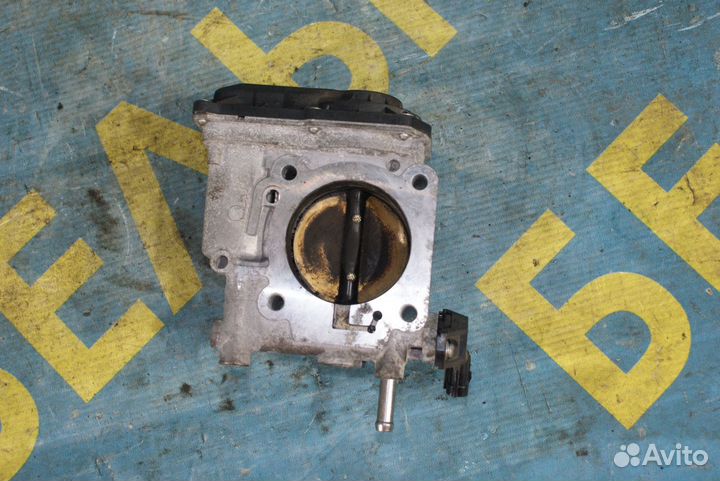 Дроссельная заслонка Subaru Legacy B13