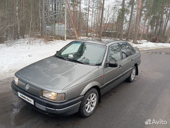 Volkswagen Passat 1.8 МТ, 1988, 300 000 км