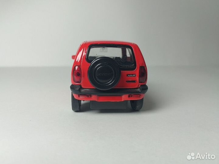 Niva-Chevrolet Welly 1:36