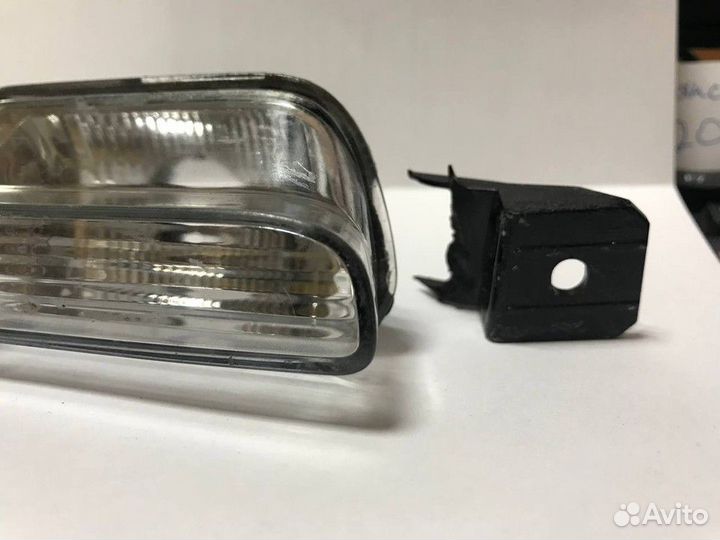 Фонарь задний в бампер левый Volkswagen Tiguan