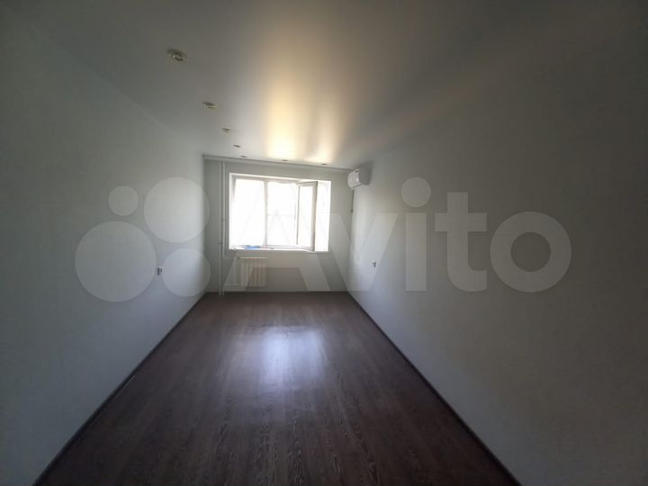 1-к. квартира, 42 м², 2/10 эт.