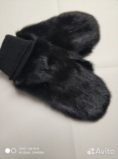 Варежки из цельной норки