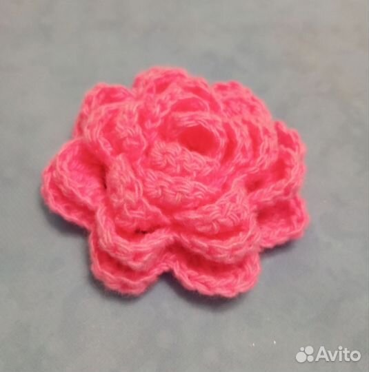 Вязаный цветок