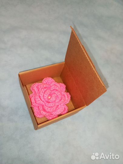 Вязаный цветок