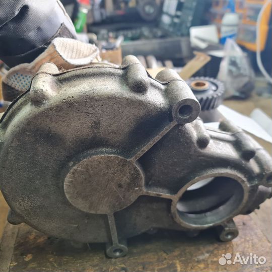 Редуктор двигателя рмз 640, шестеренчатый