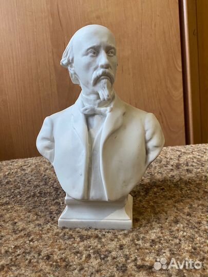 Статуэтка Бюст Некрасова