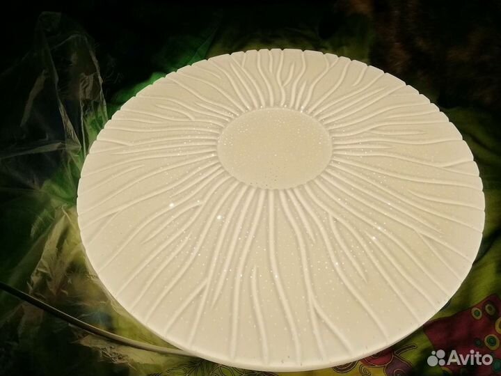 Светодиодная люстра 72 Ватта с пультом ду