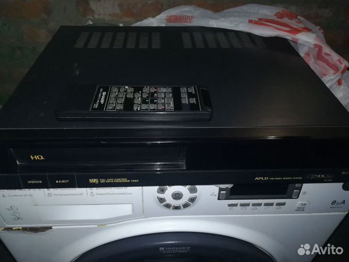 Видеомагнитофон