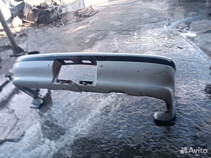 Бампер задний Toyota Corsa