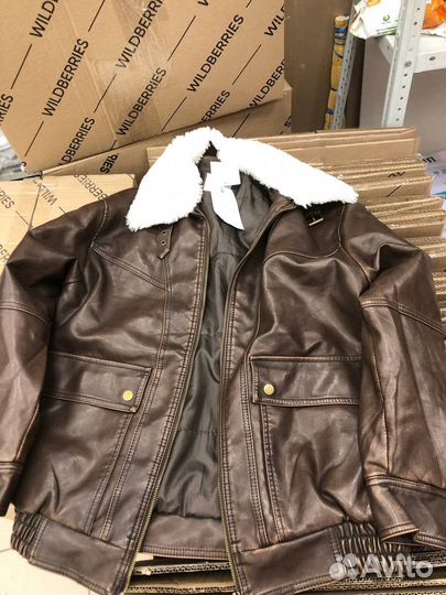 Кожаная куртка женская