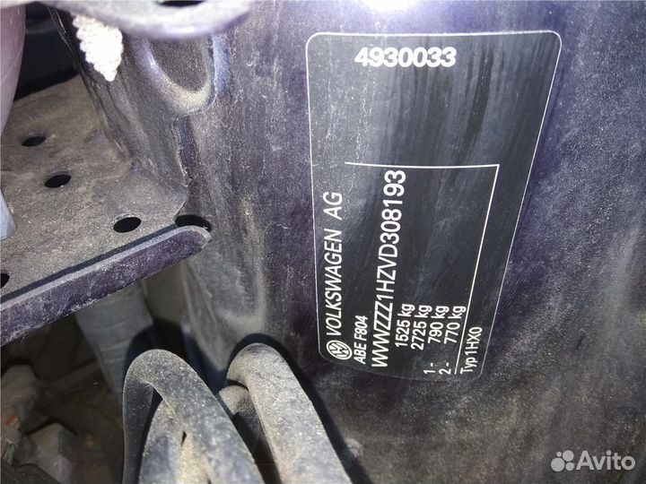 Разбор на запчасти Volkswagen Golf 3