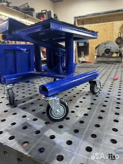 Подставка под кроссовый мотоцикл