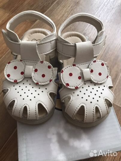 Босоножки для девочки