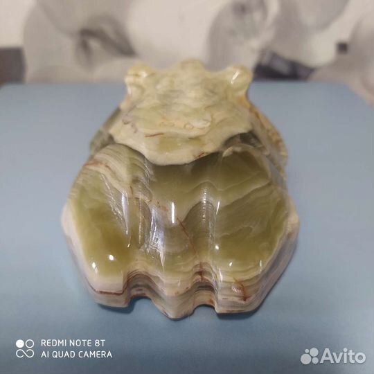 Статуэтки из оникса