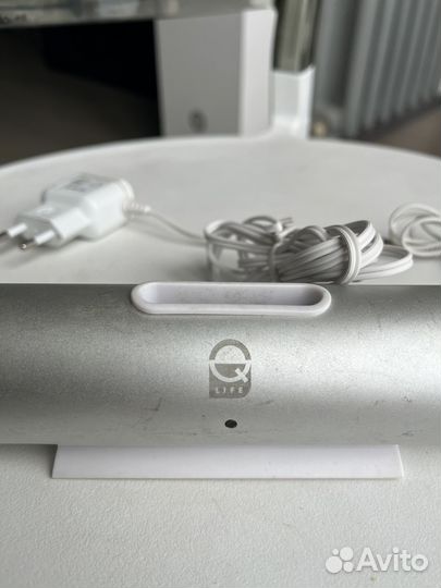 Портативная колонка jbl