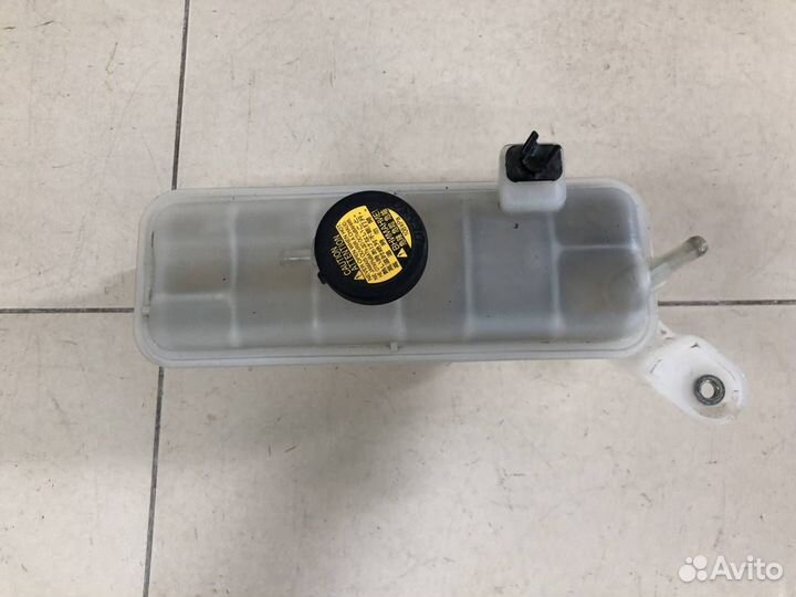 Бачок расширительный Toyota Rav 4 A30 2006-2013