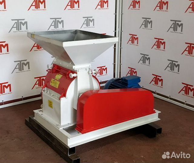 Измельчитель зерна опилок лузги щепы в наличии