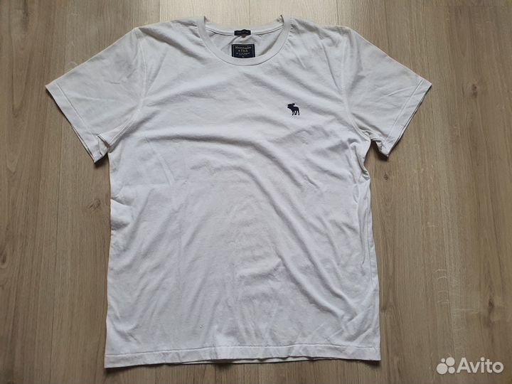Футболка Abercrombie & Fitch