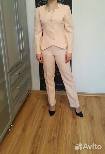 Брючный костюм