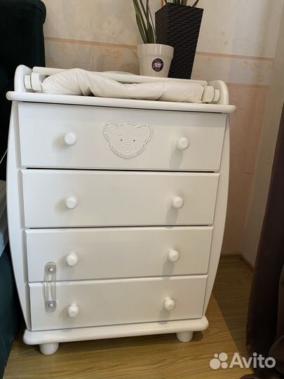 Детская кроватка с комодом Гандылян