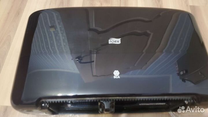 Диспенсер для туалетной бумаги