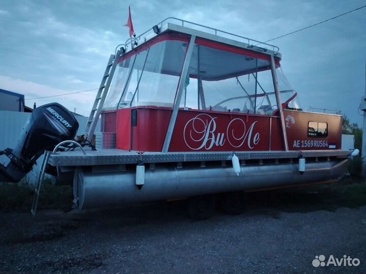 Понтонный катер