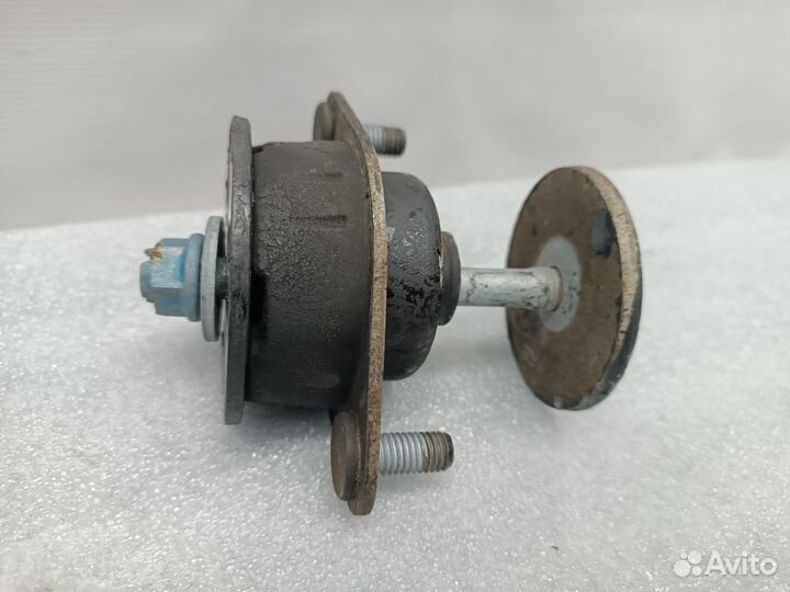 Подушка рамы Jeep Wrangler