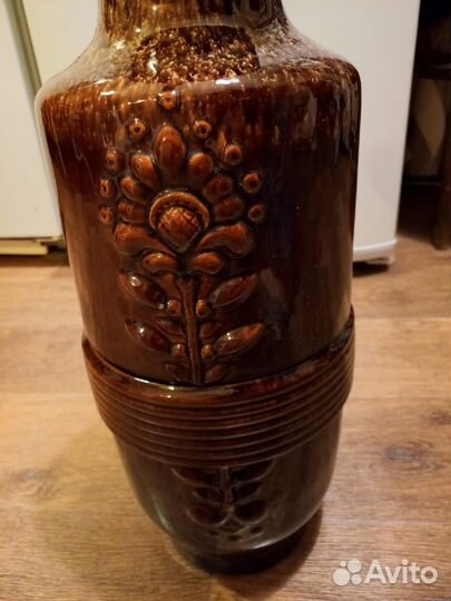 Напольная керамическая ваза