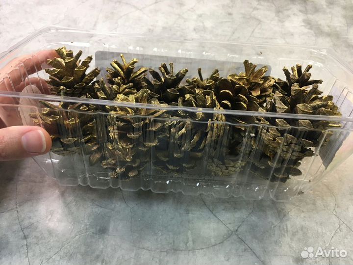 Шишки сосновые крашеные под золото 25 шт