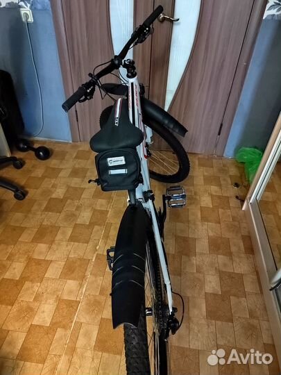 Велосипед GT Avalanche Elite 27,5