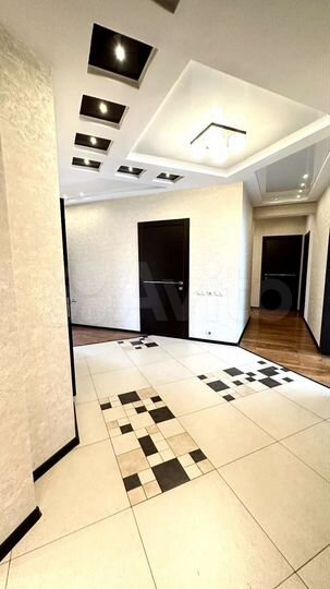 4-к. квартира, 160 м², 12/12 эт.