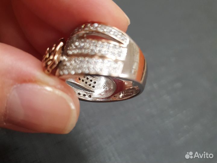 Серебряное кольцо