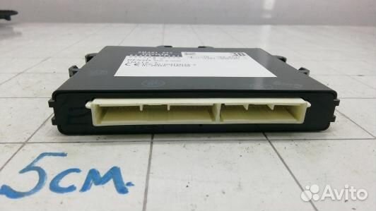 Блок управления бесключевым доступом toyota prius V ZFW41 (94C05XH01)