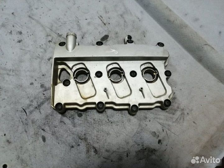 Клапанная крышка правая Audi A6 C6