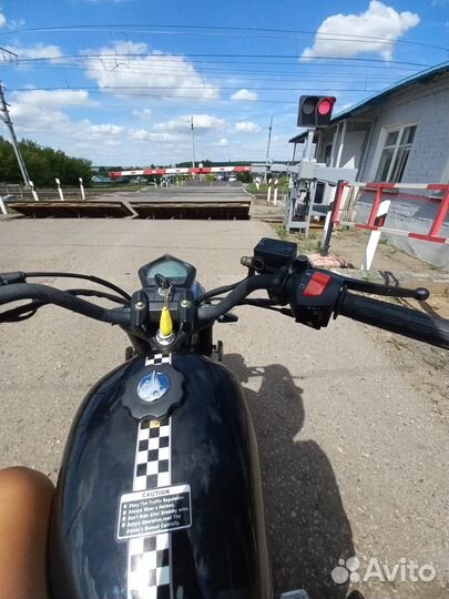 Мотоцикл 250 кубов