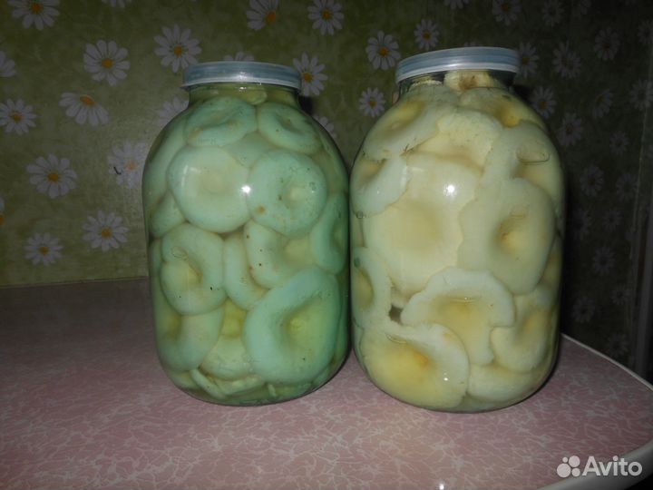 Грибы грузди соленые