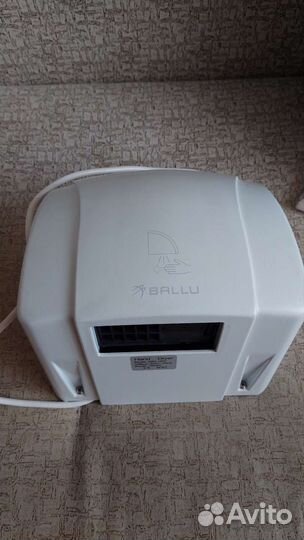 Сушилка для рук Ballu gsx 1800