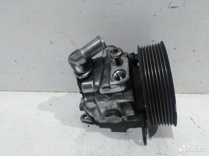 Насос гидроусилителя Land Rover Discovery III (200