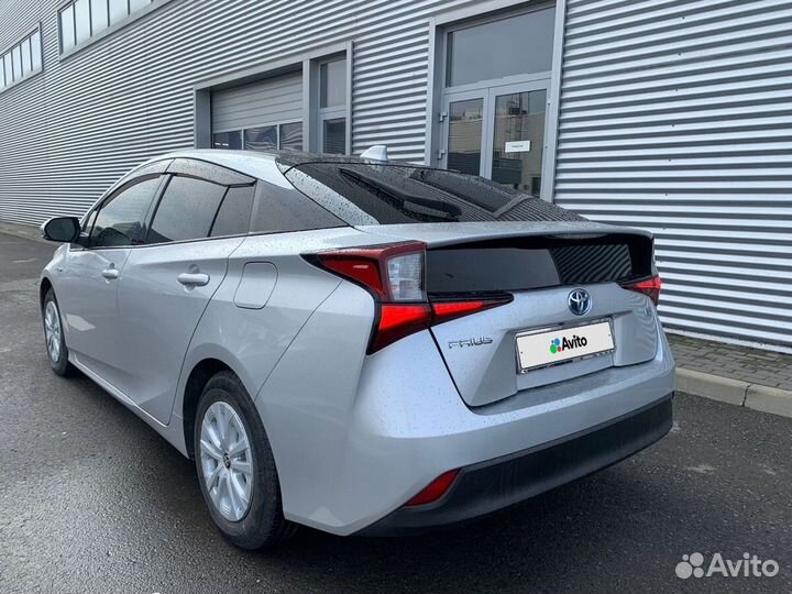 Toyota Prius 1.8 AT, 2019, 89 870 км